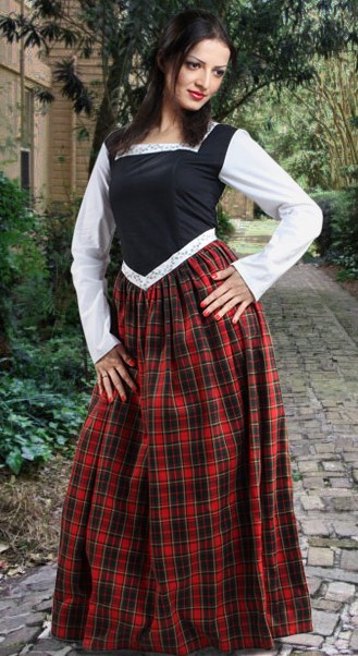 Highlands Dress looks like a bodice, chemise and red plaid skirt.